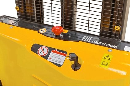 Штабелер электрический самоходный EST122 (1200 кг; 3 м; 24В / 105Ач) SMARTLIFT (SMART) купить в Кемерово