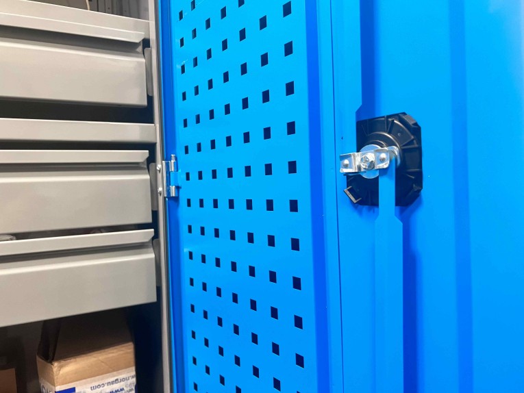 Шкаф инструментальный TNC 182.8B.4S купить в Кемерово