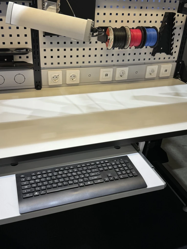 SPC Полка для клавиатуры купить в Кемерово